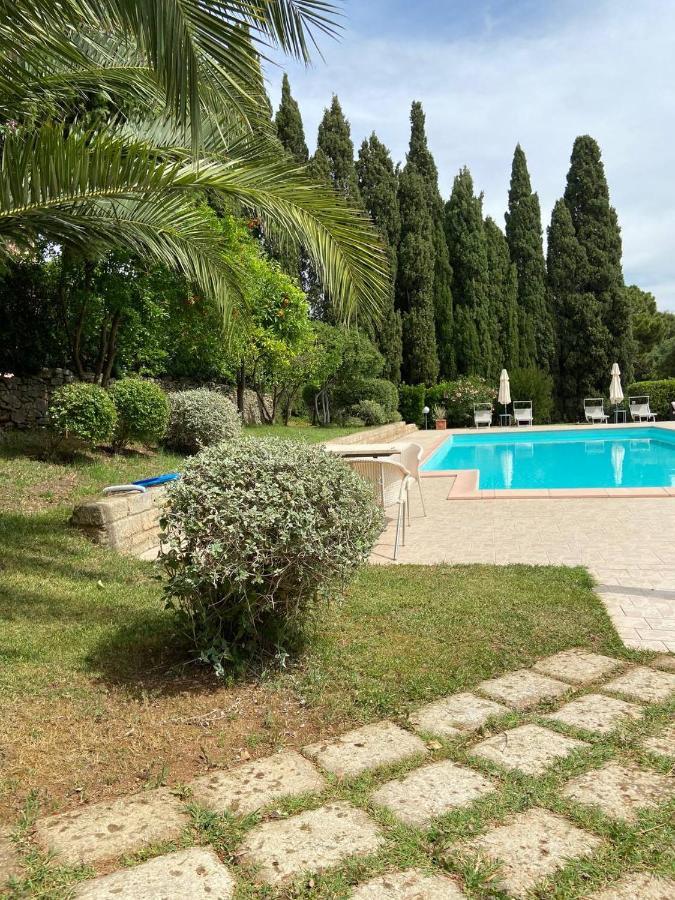 B&B Villa Il Poggetto เวนตูรีนา แตร์เม ภายนอก รูปภาพ