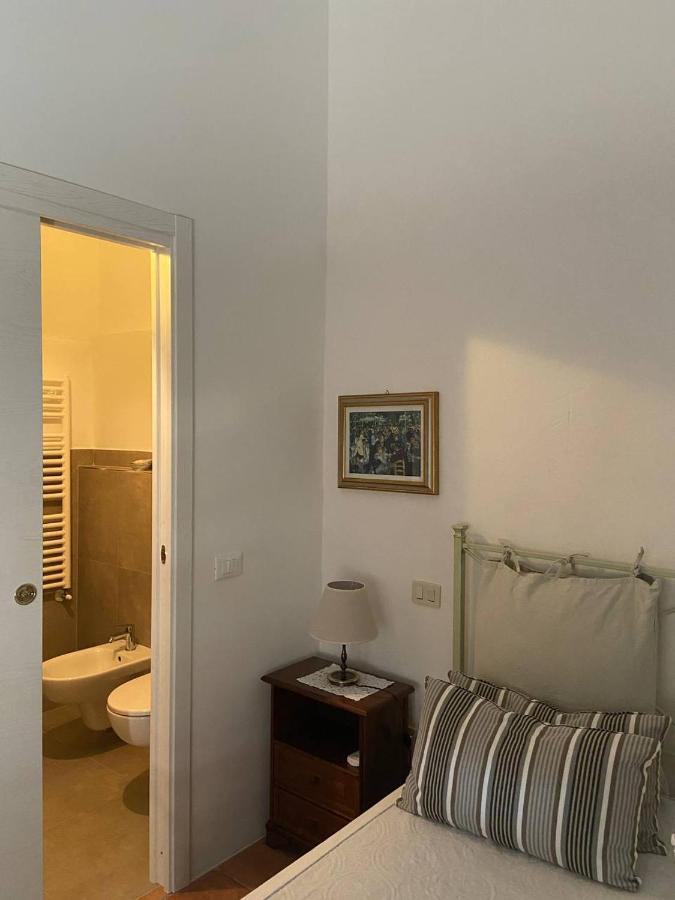 B&B Villa Il Poggetto เวนตูรีนา แตร์เม ภายนอก รูปภาพ