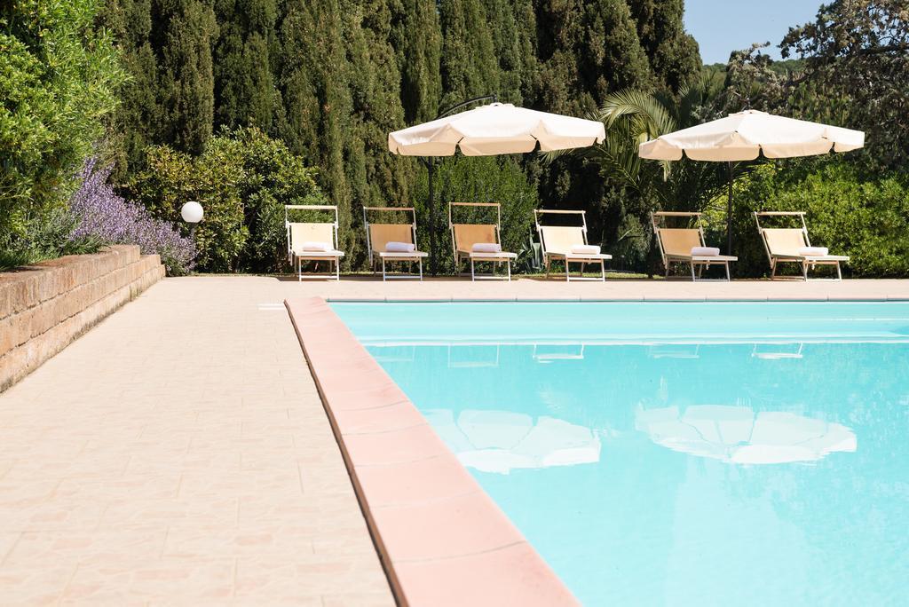 B&B Villa Il Poggetto เวนตูรีนา แตร์เม ภายนอก รูปภาพ